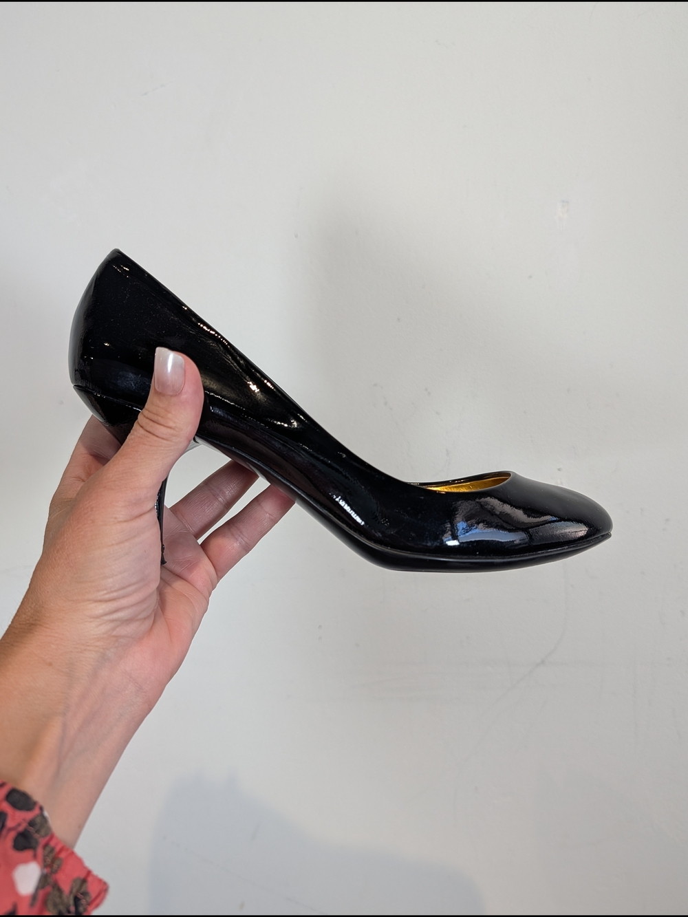 Coach Classic Black Patent Women's Pump, Size 7.5